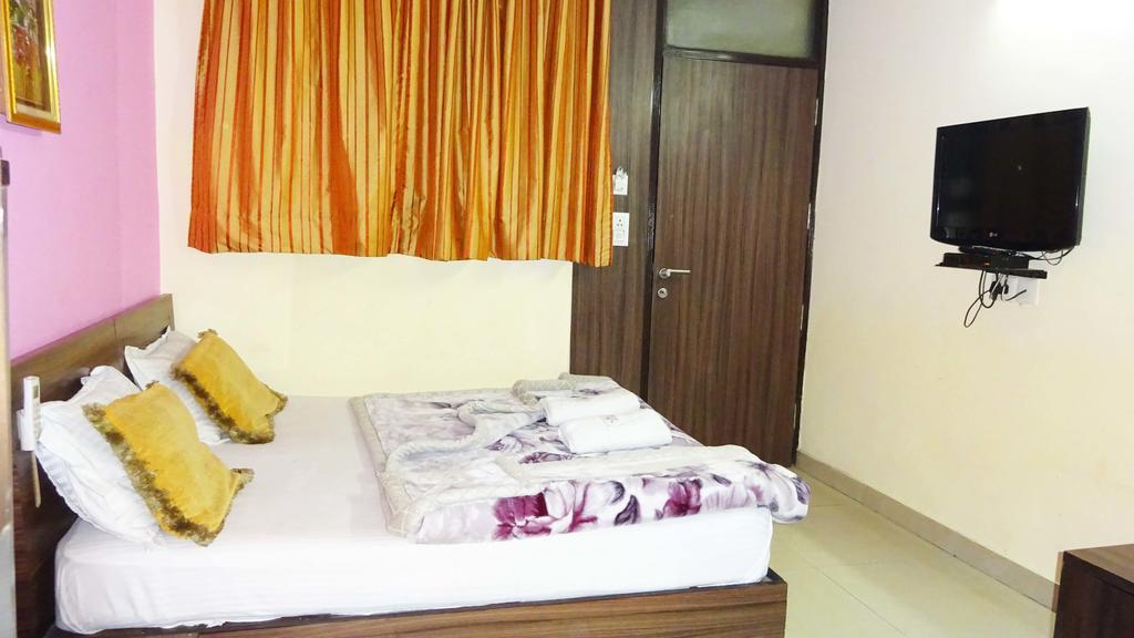Hotel Durga International Nowe Delhi Zewnętrze zdjęcie