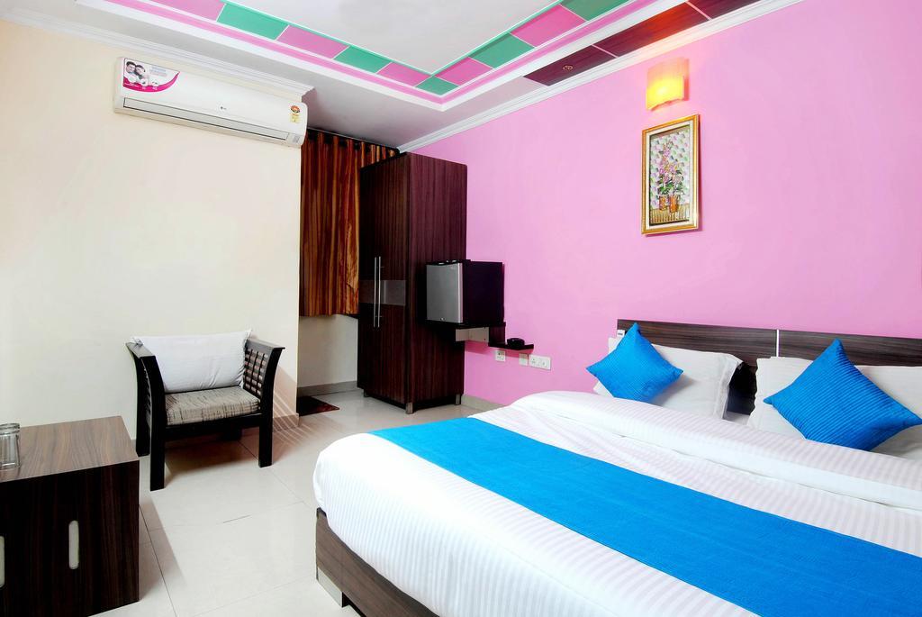 Hotel Durga International Nowe Delhi Pokój zdjęcie