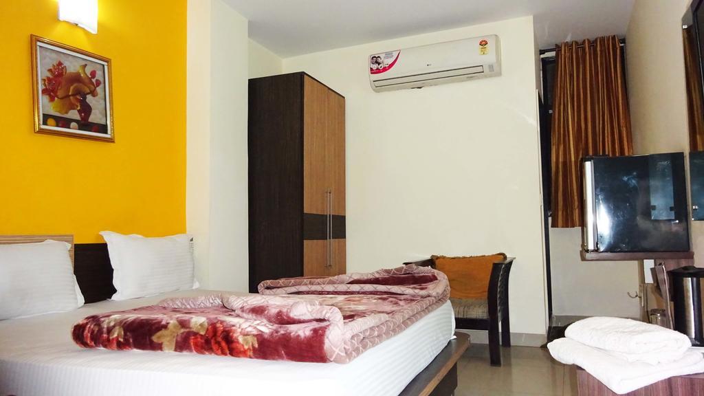 Hotel Durga International Nowe Delhi Pokój zdjęcie