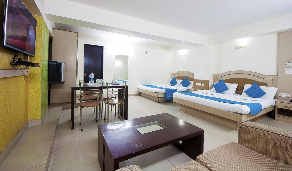 Hotel Durga International Nowe Delhi Zewnętrze zdjęcie