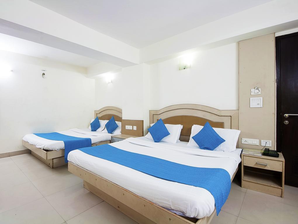 Hotel Durga International Nowe Delhi Zewnętrze zdjęcie